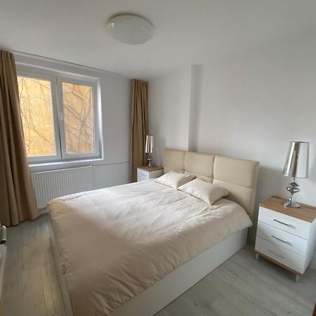 Apartament Universitate Apartman Bukarest Kültér fotó